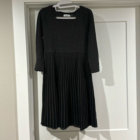 Calvin Klein dress - Picture 1 of 3